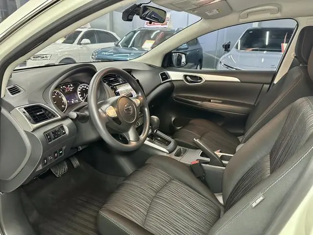 Nissan Xuan Yi Classic 1.6 XE CVT Comfort Edition