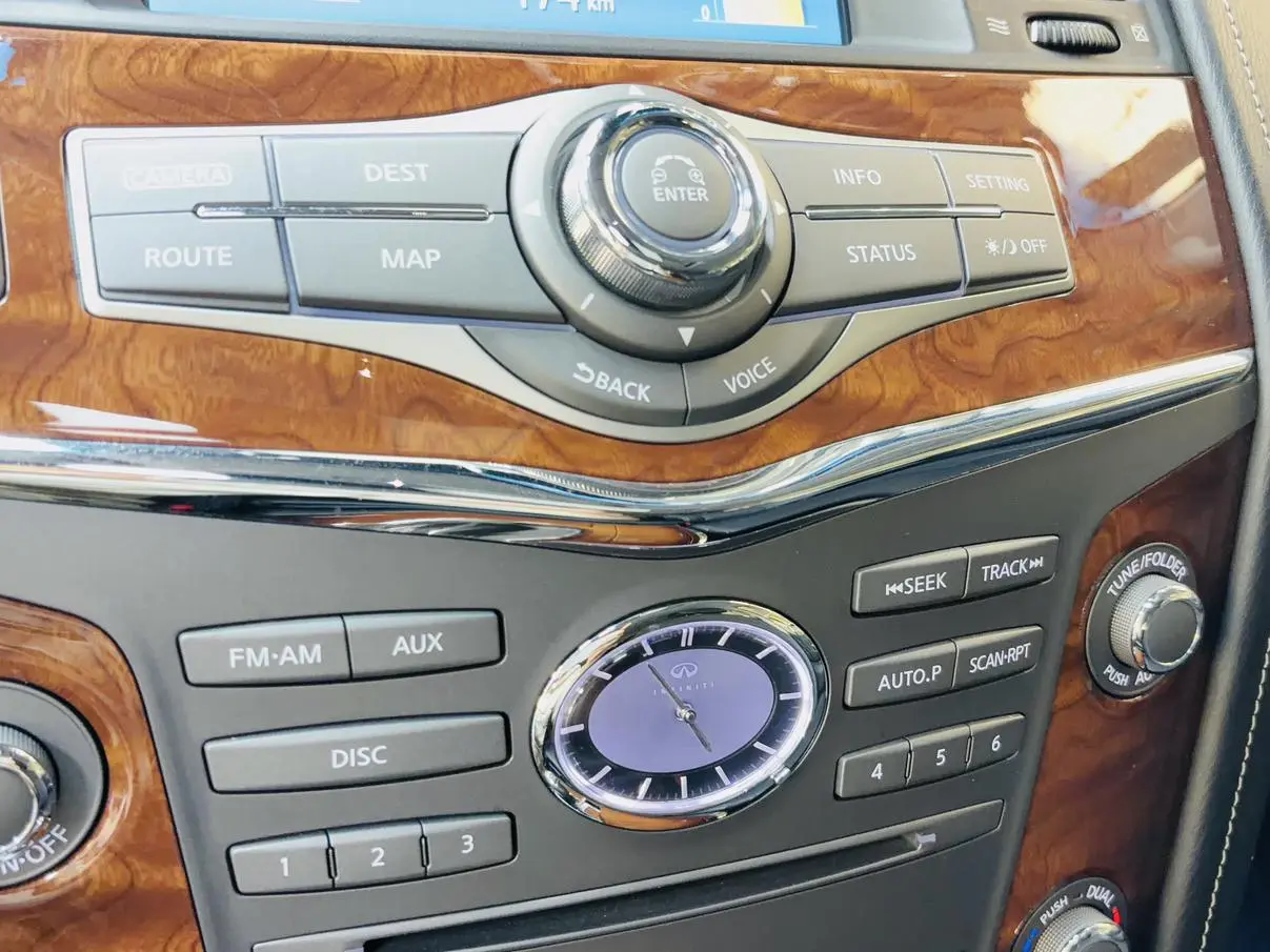 Infiniti Infiniti QX80 5.6L 4WD