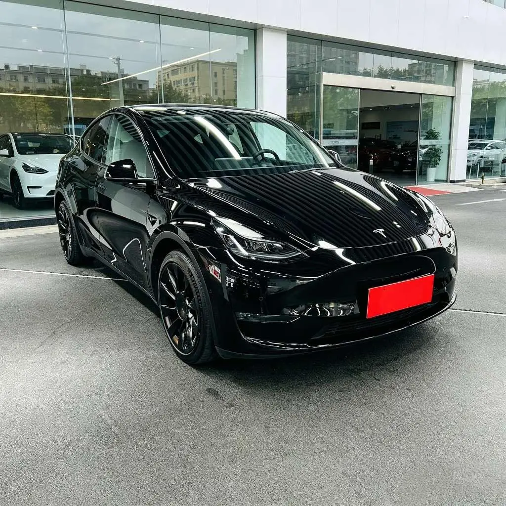 Tesla Model Y Long battery life all-wheel drive version