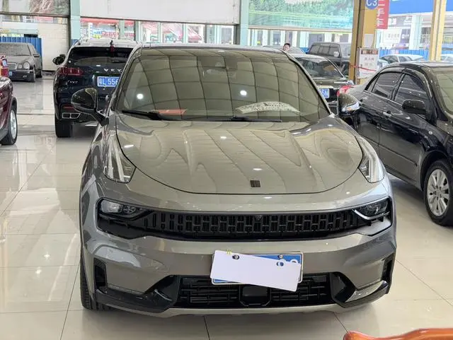 LYNK & CO Lynk 05 2.0TD four-wheel drive Halo
