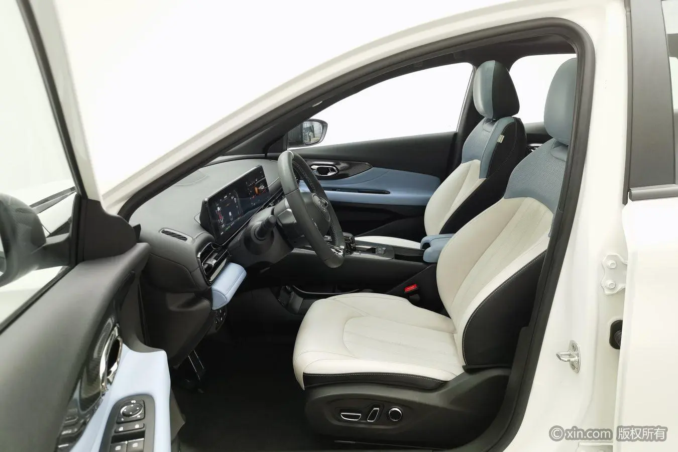 GAC Shadow Leopard 2.0L DHT Smart Hybrid Version