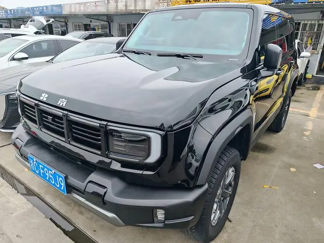 Beijing Beijing off-road BJ40 Blade Hero Edition 2.0T Automatic Four-wheel drive Climber