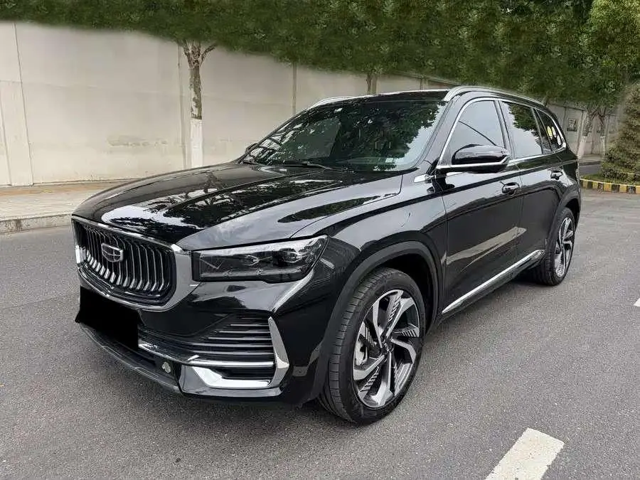 Geely Xingyue L 2.0TD high-power automatic two-wheel drive Skyrim version