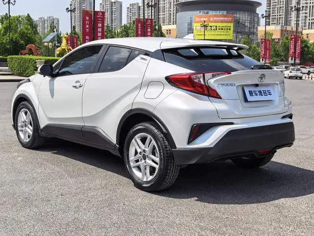 TOYOTA Toyota C-HR 2.0L Comfort Version