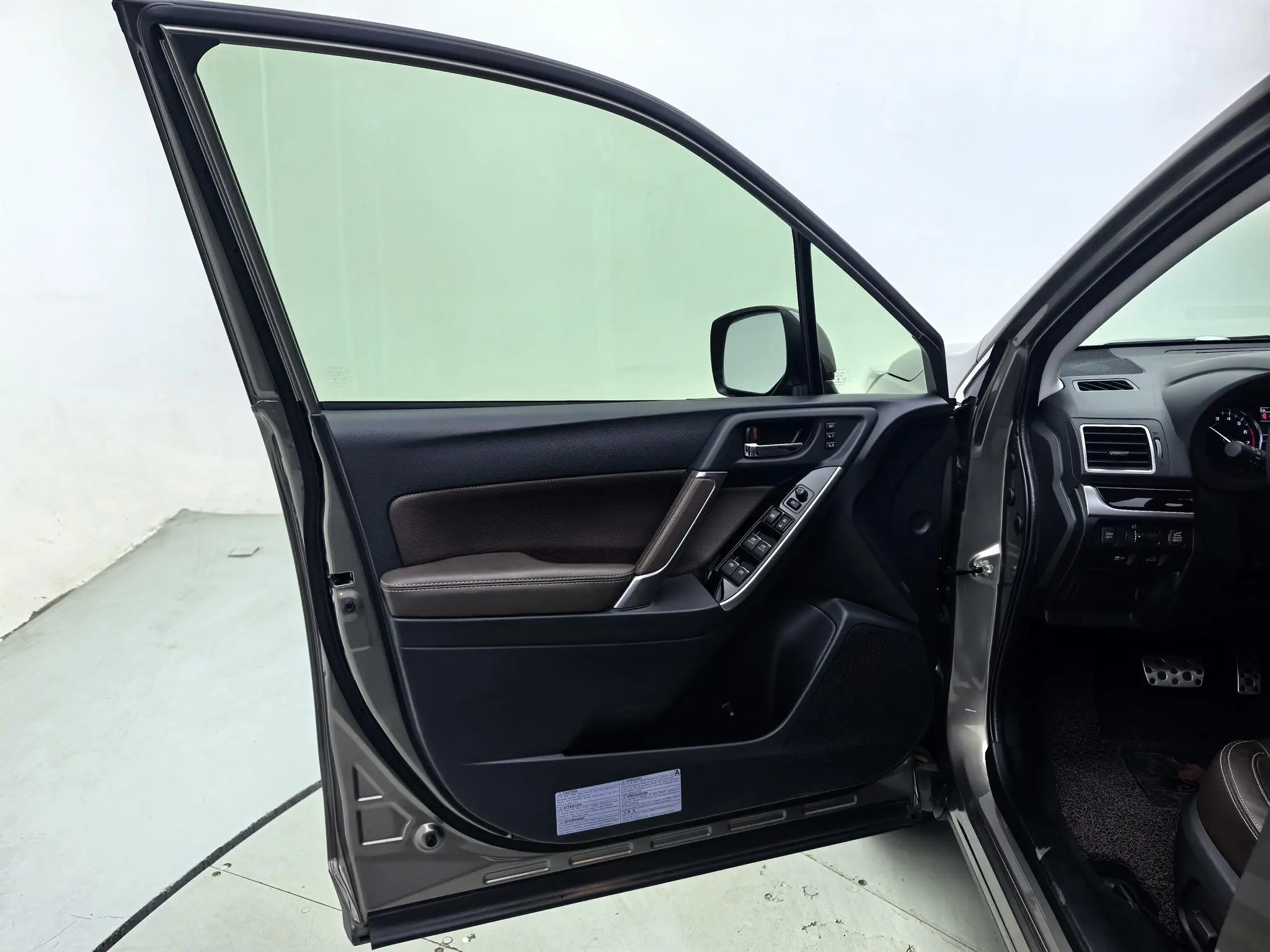 Subaru FORESTER Forester 2.5i Premium Navigation Version