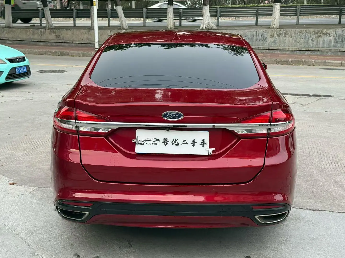 Ford Mondeo EcoBoost 180 Luxury