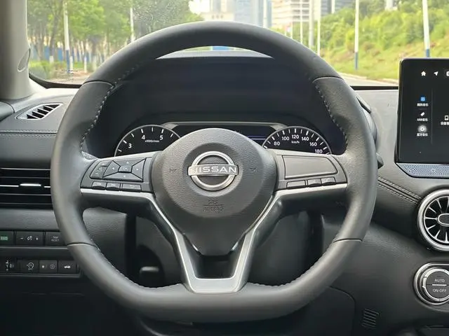 Nissan Xuan Yi 1.6L CVT Enjoy Edition