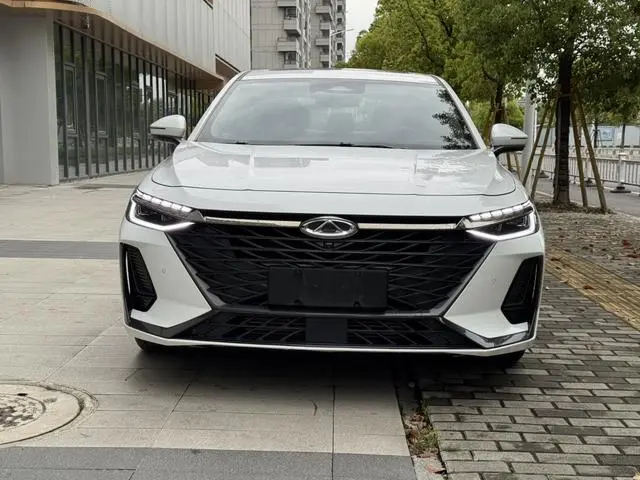 Chery Fulwin Arrizo 8 High-energy version 2.0T DCT royal