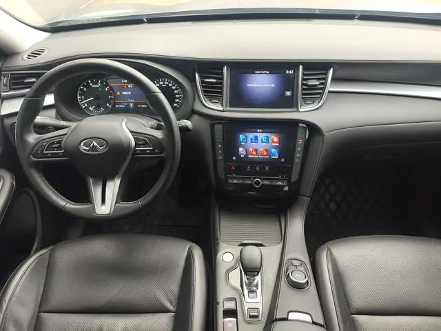 Infiniti Infiniti QX50 2.0T two-wheel drive pilot version
