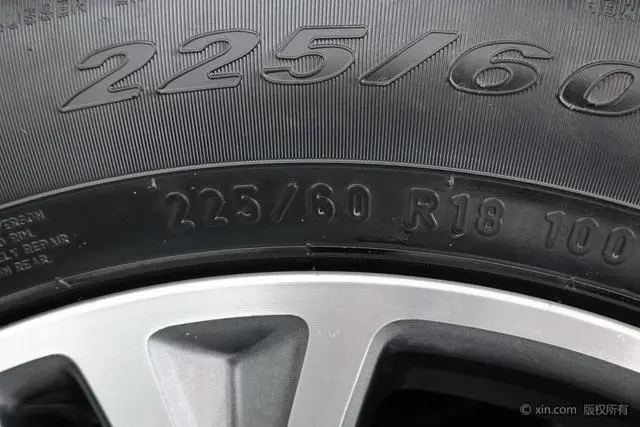 Ford Ruiji EcoBoost 245 four-wheel drive Jiaxiang model
