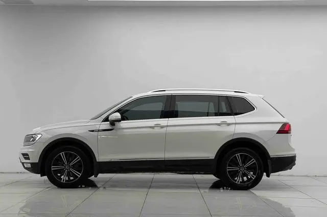 Volkswagen Tiguan L 330TSI automatic two-wheel drive Smart edition