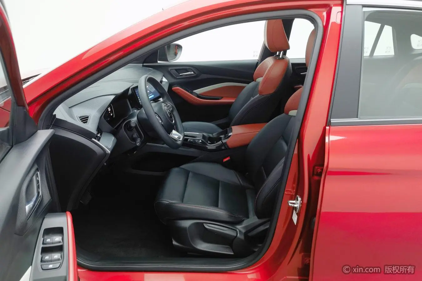 MG MG5 Facelift 180DVVT CVT Youth Deluxe Edition