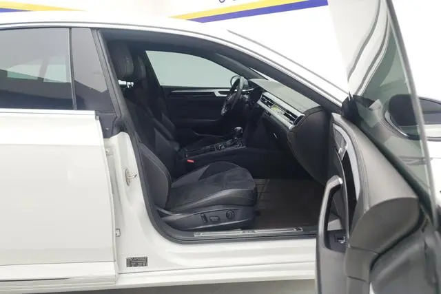 Volkswagen Volkswagen CC 330TSI Dazzling Edition