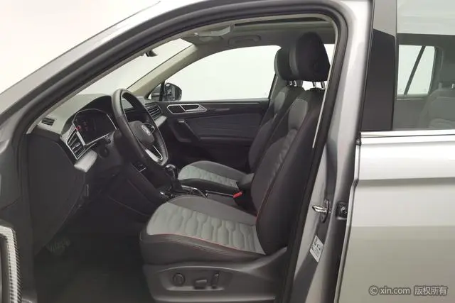 Volkswagen Tiguan L PHEV 430PHEV plug-in hybrid Ultimate Edition