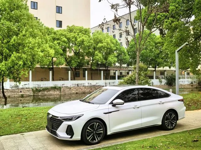 Chery Fulwin Arrizo 8 High-energy version 2.0T DCT Jin