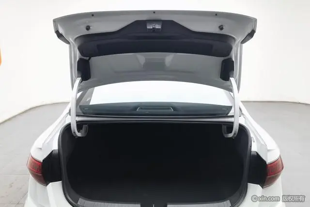 Volkswagen Sagitar 280TSI DSG Beyond Edition