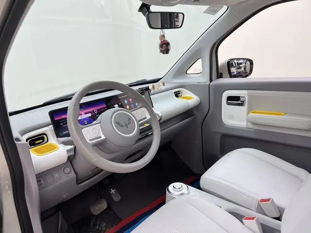 Wuling Wuling Air ev Clear Sky Four-seater advanced version