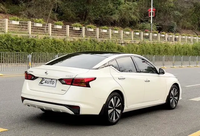 Nissan Teana 2.0 L XL Comfort Edition
