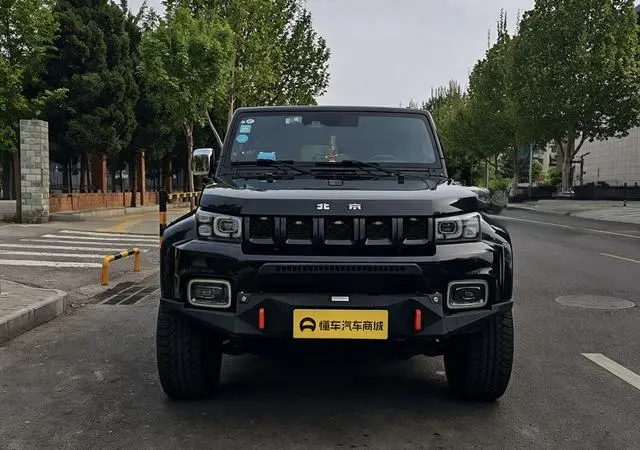 Beijing Beijing off-road BJ40 2.3T automatic four-wheel drive City Hunter Edition exclusive Country VI