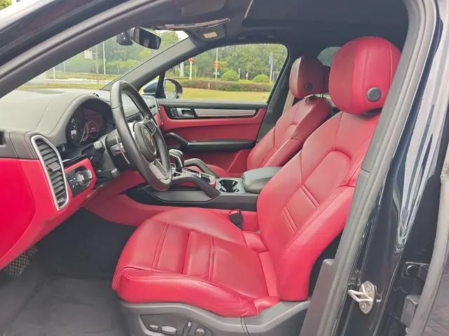 Porsche Cayenne Cayenne 3.0T Platinum Edition