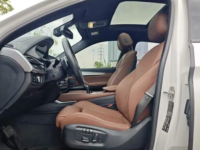 BMW BMW X6 xDrive35i M sports suit