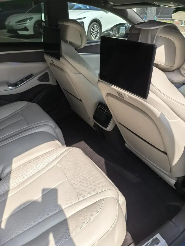 Denza Denza Z9 DM 1100 four-wheel drive Ultra version