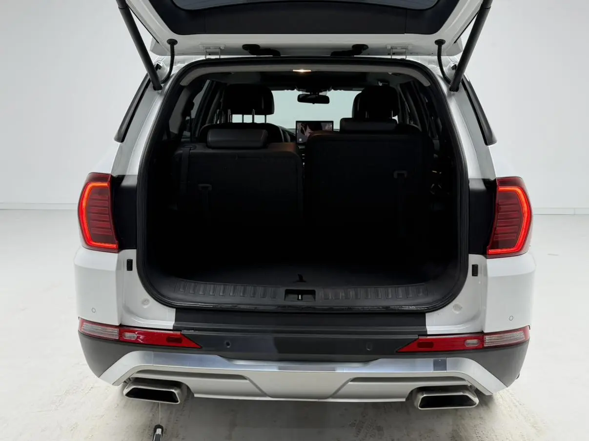 Hyundai Shengda 380 TGDi GLS automatic two-wheel drive deluxe Edition
