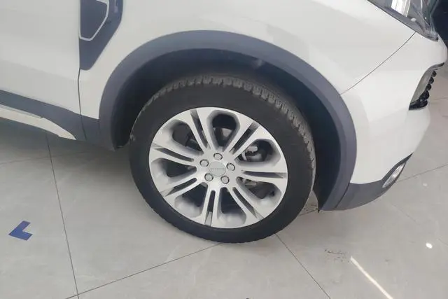 LYNK & CO Lynk 01 2.0T two-wheel drive Pro version country VI