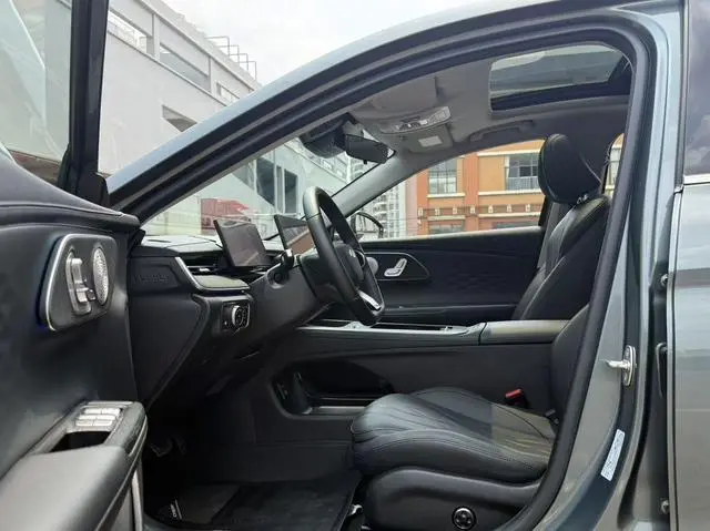 Chery Fengyun Fengyun A8L 145km luxury
