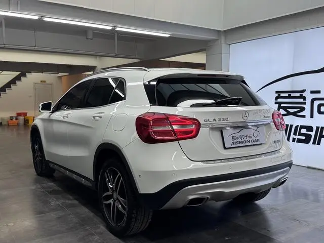 Mercedes-Benz Mercedes-Benz GLA GLA 220 4MATIC fashion type