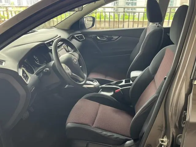 Nissan Qashqai 2.0L CVT Elite Edition Country V