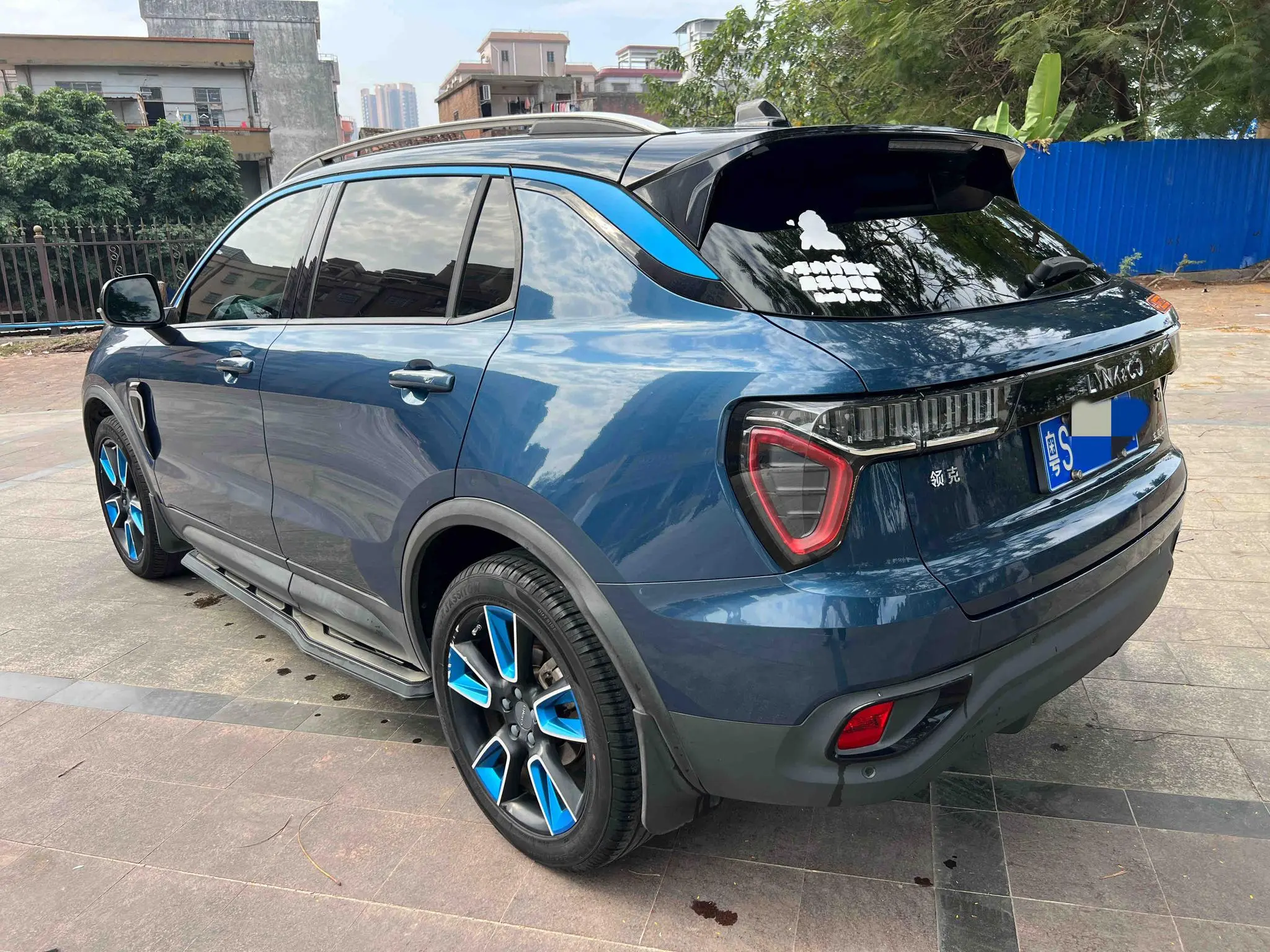 LYNK & CO Lynk 01 2.0T two-wheel drive Pro version