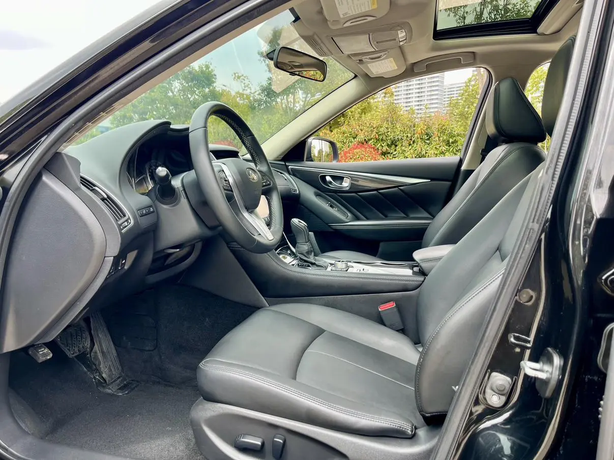 Infiniti Infiniti Q50L 2.0T Comfort Version Country VI