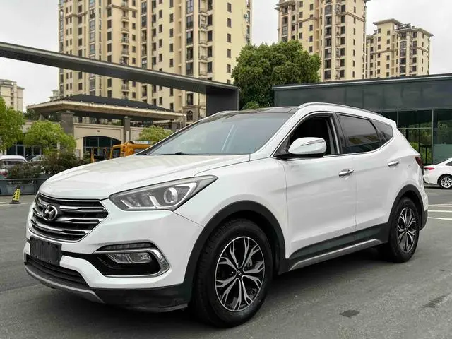 Hyundai Shengda 2.4L automatic two-wheel drive intelligent 5-seater