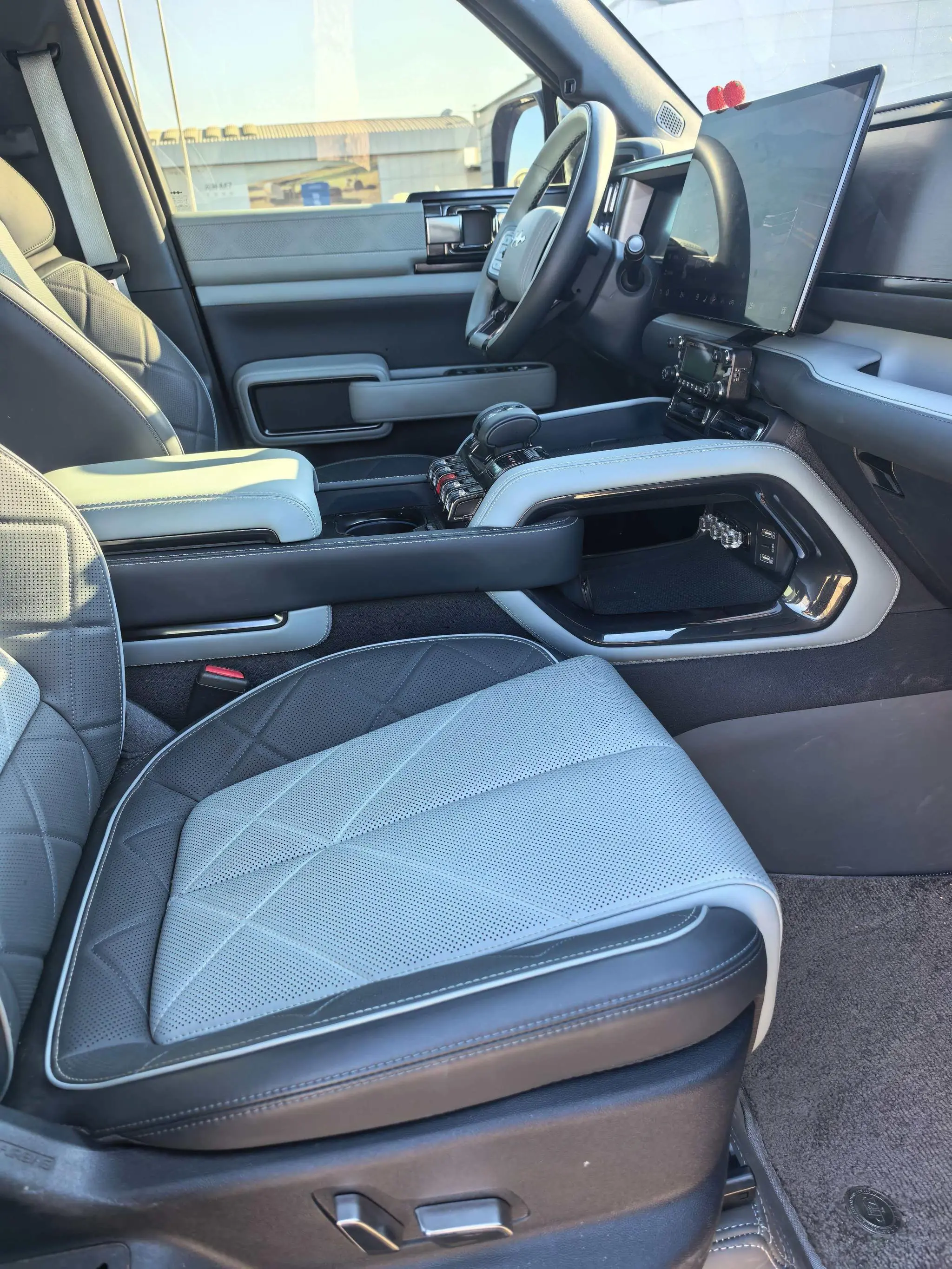 FANG CHENG BAO Leopard 5 Tenjin Smart Driving Max Edition
