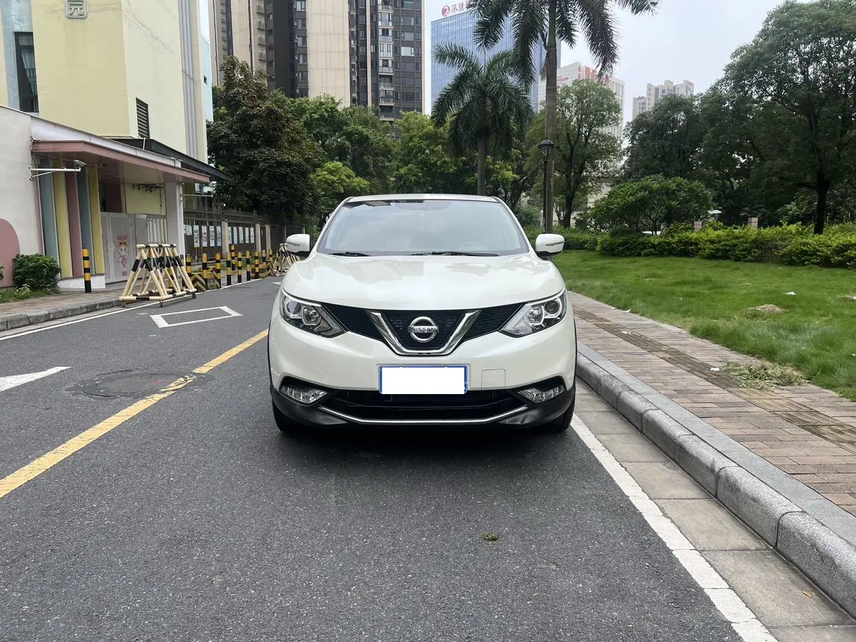 Nissan Qashqai 2.0L CVT Elite Edition Country V
