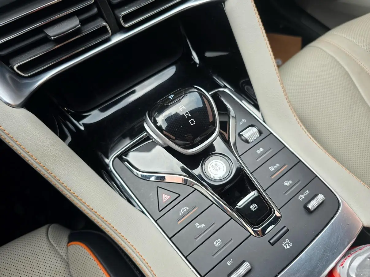 BYD Song PLUS DM DM-i 110KM two-wheel drive flagship PLUS