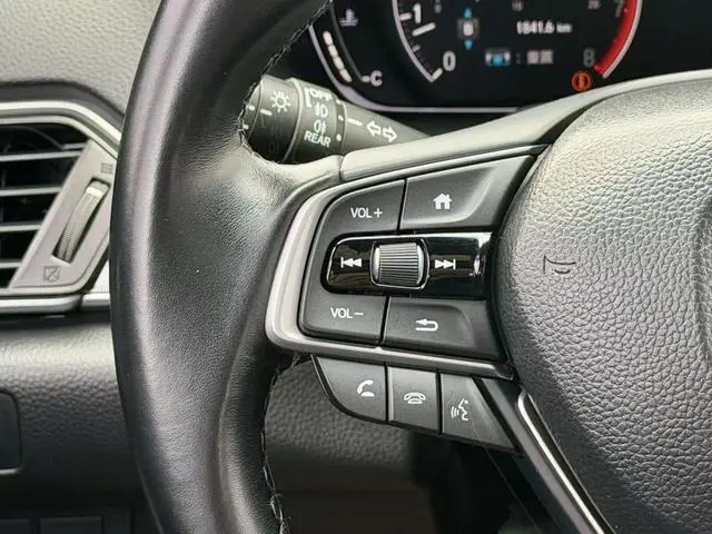 Honda Accord 260TURBO Deluxe Edition