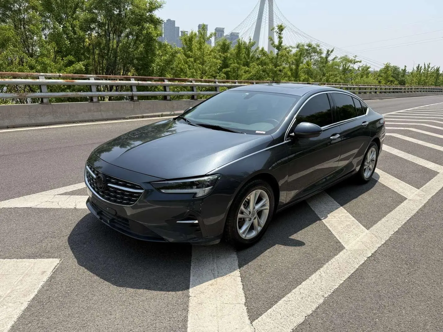 Buick Regal 20T luxury Country VI