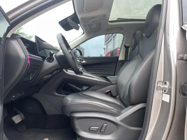 Roewe Roewe eRX5 Super Hybrid Premium Edition
