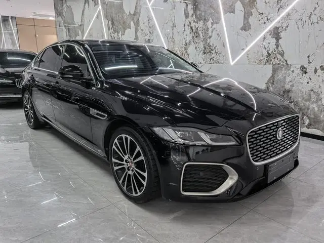 Jaguar Jaguar XFL 2.0T P250 two-wheel drive Exclusive Deluxe Edition