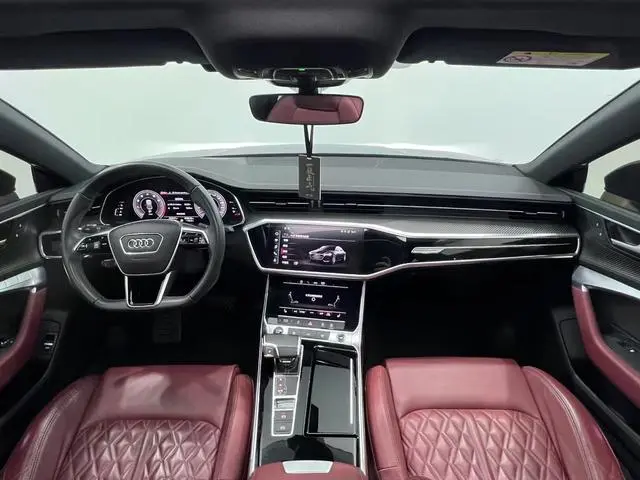 Audi Audi A7L 45 TFSI quattro S-line Black Samurai Edition