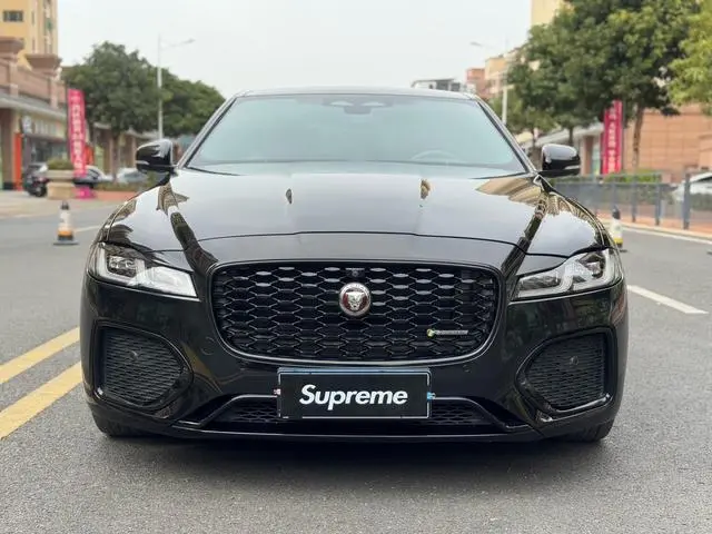 Jaguar Jaguar XFL 2.0T P250 four-wheel drive Yao Black sports edition