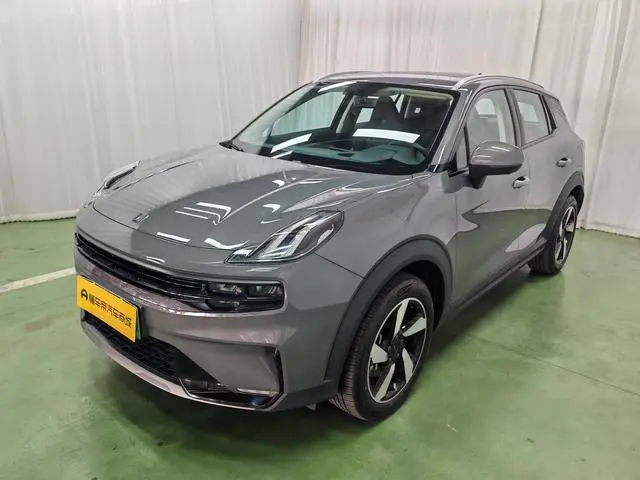 LYNK & CO Lynk & Co. 06 EM-P Plus