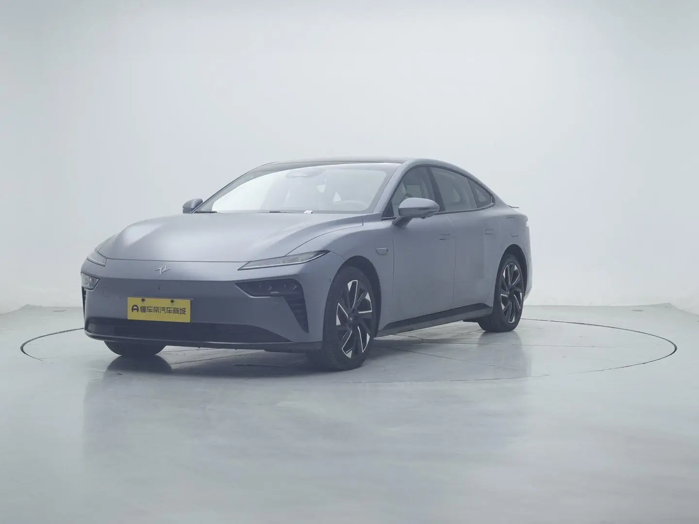 Dongfeng eπ eπ007 Pure electric 540 four-wheel drive Max version