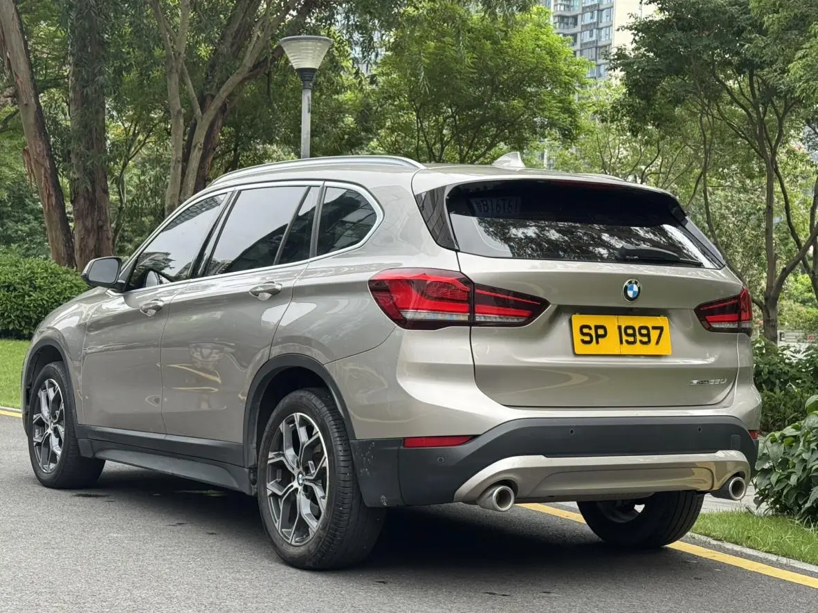 BMW BMW X1 sDrive25Li leading type