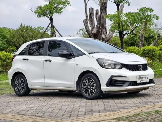 Honda Fit 1.5L CVT Trendy Edition