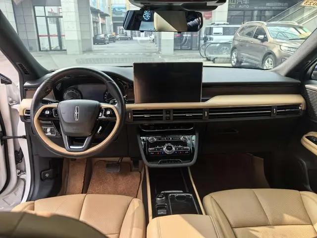 Lincoln Adventurer 2.0T two-wheel drive Zunya edition