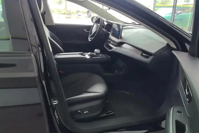 Hongqi Hongqi E-QM5 Rechargeable 431km Enjoy Edition 5 seats