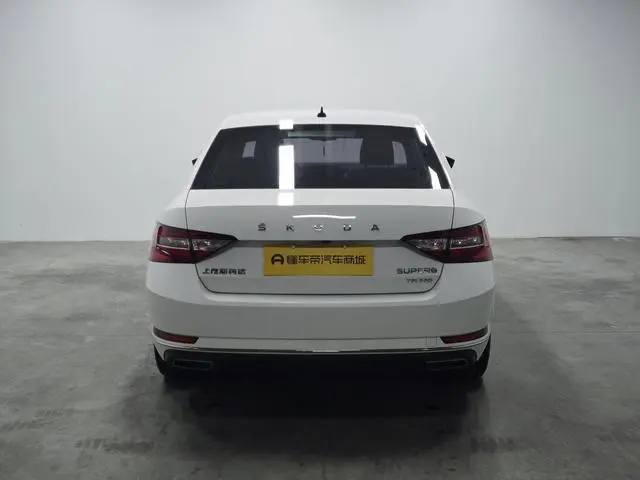 Skoda Speed pie ZI330 DSG Comfort Edition Country VI